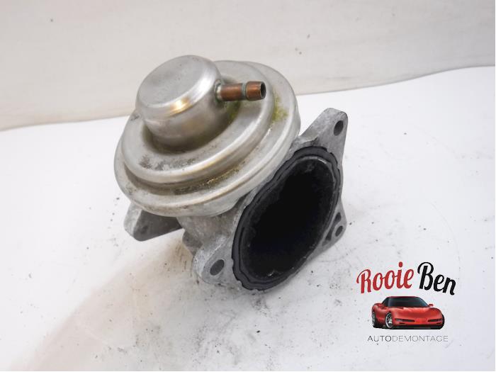 Usagé Valve RGE Volkswagen Golf V (1K1) 1.9 TDI Prix € 25,00 Règlement à la marge proposé par Rooie Ben autodemontage
