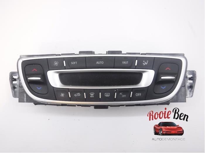 Heater control panel from a Renault Megane III Coupe (DZ) 1.5 dCi 110 2012