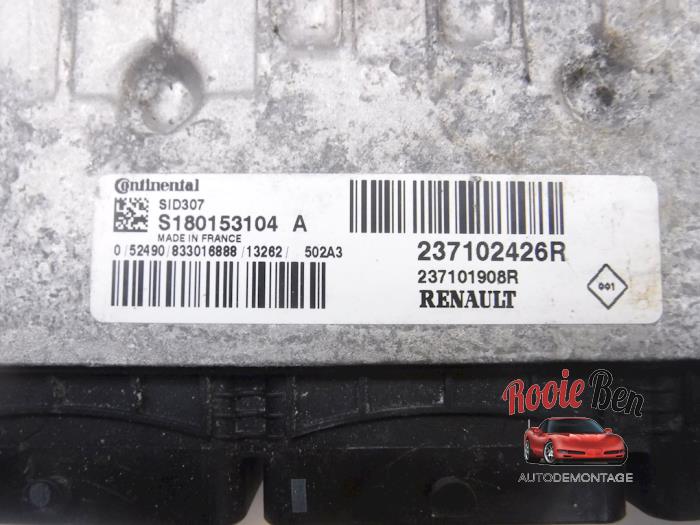Ordinateur gestion moteur d'un Renault Megane III Coupe (DZ) 1.5 dCi 110 2012
