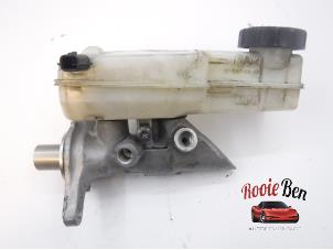 Used Master cylinder Renault Megane III Coupe (DZ) 1.5 dCi 110 Price on request offered by Rooie Ben autodemontage