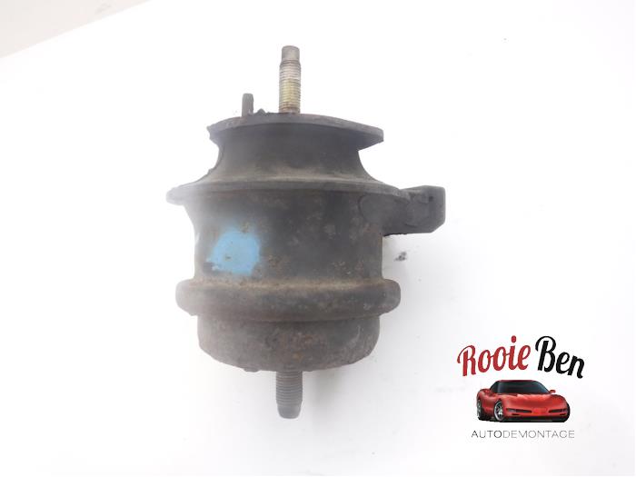 Used Engine mount Nissan 350 Z (Z33) 3.5 V6 24V Price € 25,00 Margin scheme offered by Rooie Ben autodemontage
