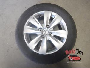 Used Wheel + tyre Citroen C3 (SC) 1.6 HDi 92 Price on request offered by Rooie Ben autodemontage