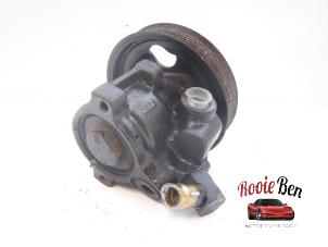Used Power steering pump Ford Usa Explorer (UN46) 4.9 V8 4x4 Price on request offered by Rooie Ben autodemontage