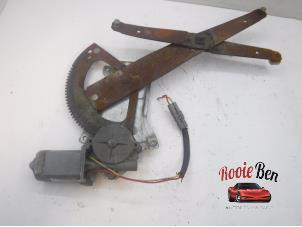Used Window mechanism 4-door, front right Ford Usa Explorer (UN46) 4.0 V6 SEFI 4x4 Price on request offered by Rooie Ben autodemontage