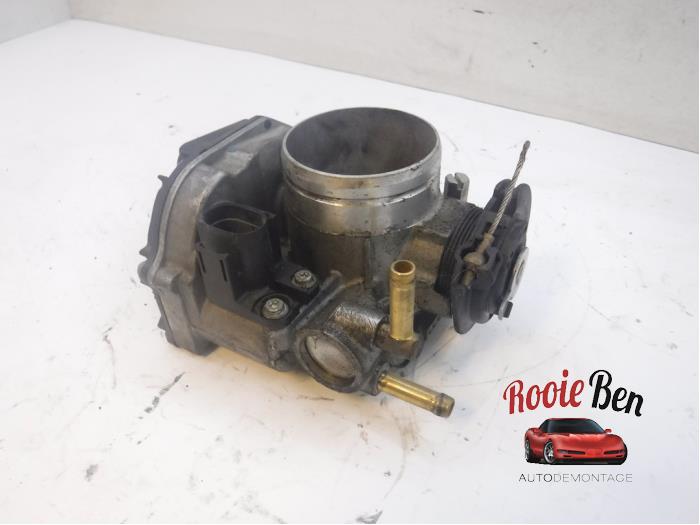 Usagé Boitier papillon Volkswagen Golf IV (1J1) 2.0 Prix € 20,00 Règlement à la marge proposé par Rooie Ben autodemontage