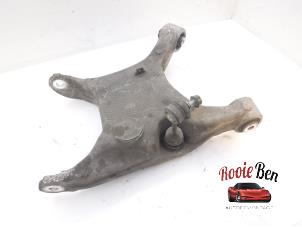 Used Rear lower wishbone, left BMW 6 serie (E64) 650 i 4.8 V8 32V Price on request offered by Rooie Ben autodemontage