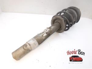 Used Front shock absorber rod, right BMW 6 serie (E64) 650 i 4.8 V8 32V Price on request offered by Rooie Ben autodemontage