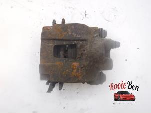 Used Rear brake calliper, left Jeep Cherokee/Liberty (KJ) 2.8 CRD 16V Price on request offered by Rooie Ben autodemontage