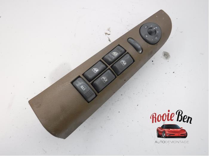 Usados Interruptor combinado de ventanillas Chevrolet Blazer 4.3 S-10 Precio € 10,00 Norma de margen ofrecido por Rooie Ben autodemontage