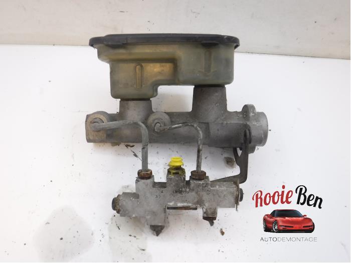 Used Master cylinder Chevrolet Blazer 4.3 S-10 Price € 20,00 Margin scheme offered by Rooie Ben autodemontage