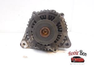 Dynamo van een Hyundai Trajet 2.0 CRDi 16V 2005