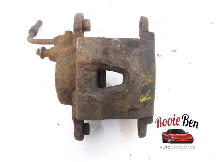 Usagé Etrier de frein avant droit Chevrolet S-10 2.2 Prix € 20,00 Règlement à la marge proposé par Rooie Ben autodemontage