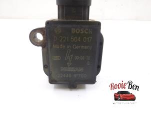 Zündspule van een Nissan Micra (K11) 1.4 16V 2001