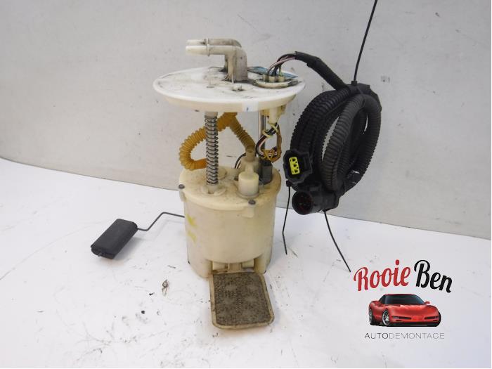 Used Petrol pump Ford Usa Windstar 3.0 Price € 50,00 Margin scheme offered by Rooie Ben autodemontage