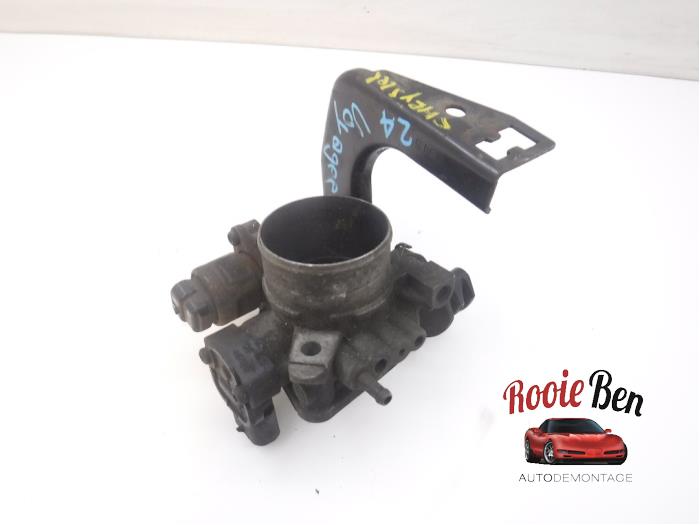 Usagé Boitier papillon Chrysler Voyager/Grand Voyager (RG/RS) 2.4 16V Prix € 25,00 Règlement à la marge proposé par Rooie Ben autodemontage