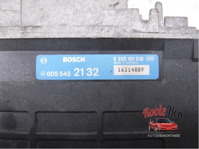 Ordinateur réservoir automatique d'un Mercedes-Benz E (C124) 3.0 300 CE 24V 1992