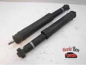 Used Shock absorber kit Toyota Prius (ZVW3) 1.8 16V Price on request offered by Rooie Ben autodemontage