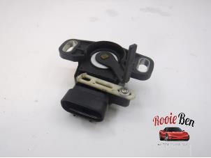 Used Throttle pedal position sensor Toyota Prius (ZVW3) 1.8 16V Price on request offered by Rooie Ben autodemontage