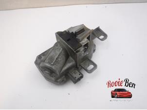 Used Ignition switch contact block Volvo V40 (MV) 1.6 D2 Price on request offered by Rooie Ben autodemontage