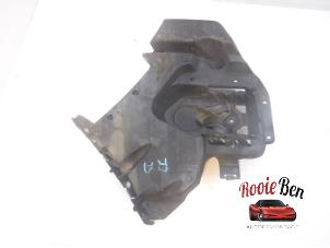 Used Rear bumper bracket, right Volvo V40 (MV) 1.6 D2 Price on request offered by Rooie Ben autodemontage