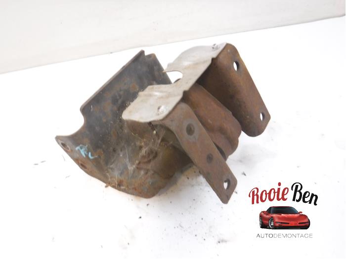 Used Engine mount Chevrolet K-Serie 4x4 5.7 V8 Price € 25,00 Margin scheme offered by Rooie Ben autodemontage