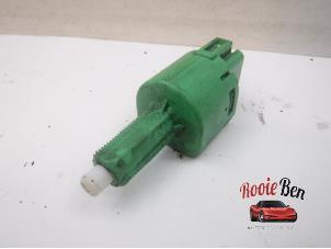 Used Brake light switch Toyota Prius (ZVW3) 1.8 16V Price on request offered by Rooie Ben autodemontage