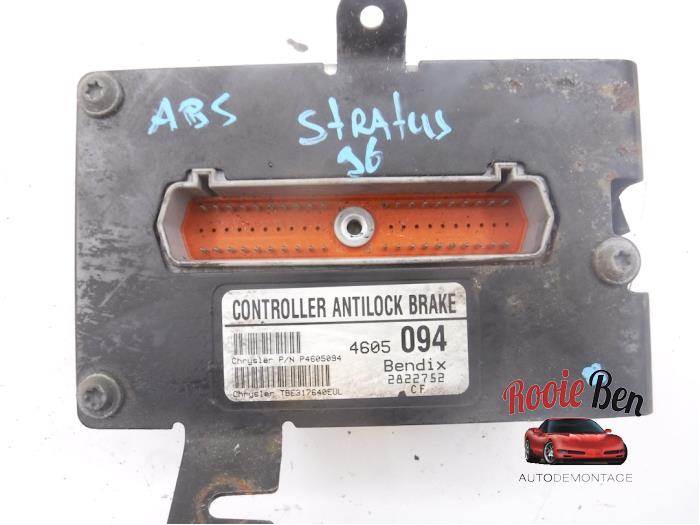 Ordinateur ABS d'un Chrysler Stratus (JA/JX) 2.5 V6 24V 1996