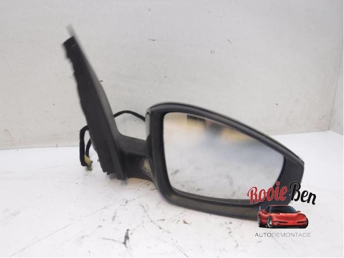 Wing mirror, right from a Volkswagen Polo V (6R) 1.4 GTI 16V 2010