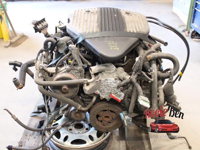 Motor van een Buick Roadmaster Wagon 5.7i V8 1996