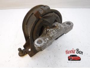 Motorlager van een Chrysler Voyager/Grand Voyager (RG/RS) 2.8 CRD 16V Grand Voyager 2006