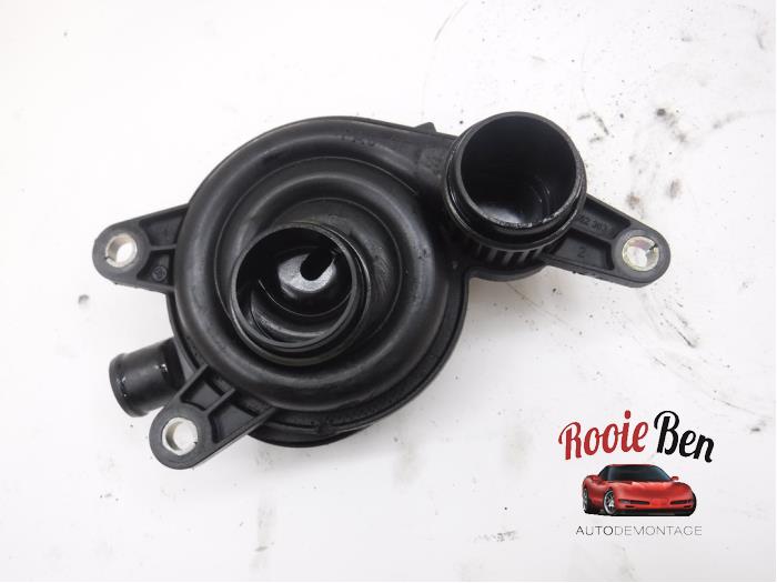 Usagé Ventilation carter Chrysler Voyager/Grand Voyager (RG/RS) 2.8 CRD 16V Autom. Prix € 10,00 Règlement à la marge proposé par Rooie Ben autodemontage