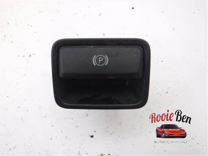 Gebrauchte Handbremse Schalter Mercedes A (W176) 2.2 A-220 CDI 16V 4-Matic Preis € 15,00 Margenregelung angeboten von Rooie Ben autodemontage