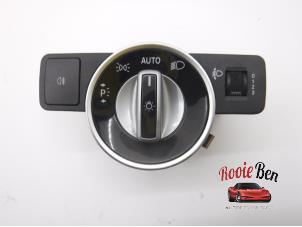 Used Light switch Mercedes C (W204) 2.2 C-200 CDI 16V BlueEFFICIENCY Price on request offered by Rooie Ben autodemontage