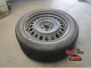 Gebrauchte Felge + Reifen Dodge Nitro 2.8 CRD 16V 4x4 Preis auf Anfrage angeboten von Rooie Ben autodemontage