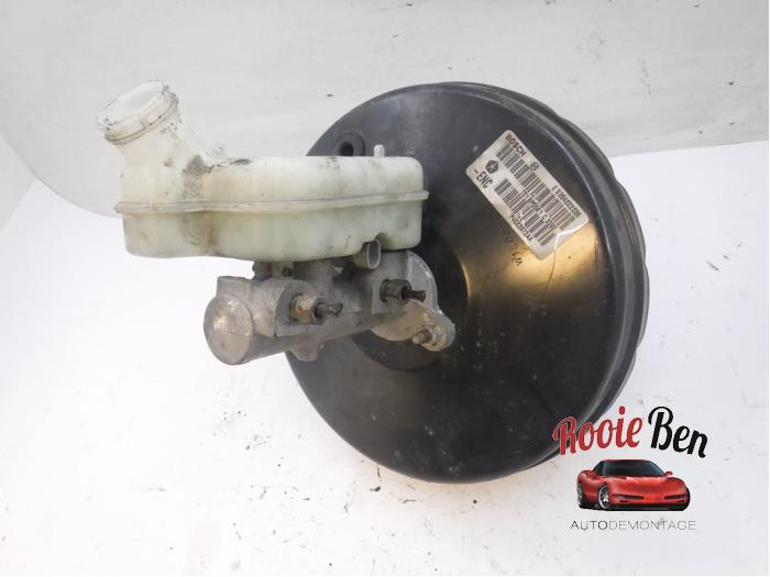 Usagé Servo frein Chrysler Voyager/Grand Voyager (RG/RS) 3.3 V6 Prix € 50,00 Règlement à la marge proposé par Rooie Ben autodemontage