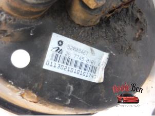 ABS Pumpe van een Jeep Grand Cherokee (ZJ) 5.2i V8 1998