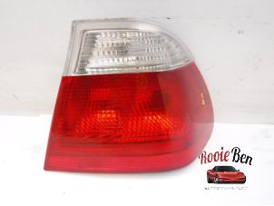 Used Taillight, right BMW 3 serie (E46/4) 320d 16V Price € 15,00 Margin scheme offered by Rooie Ben autodemontage