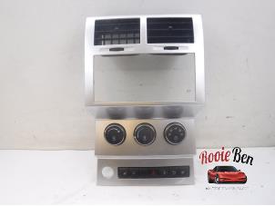 Usados Panel de control de calefacción Dodge Nitro 2.8 CRD 16V 4x4 Precio de solicitud ofrecido por Rooie Ben autodemontage