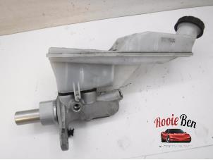 Used Master cylinder Mercedes A (W176) 1.5 A-180 CDI, A-180d 16V Price on request offered by Rooie Ben autodemontage
