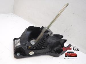 Used Gear-change mechanism Mercedes A (W176) 1.5 A-180 CDI, A-180d 16V Price on request offered by Rooie Ben autodemontage