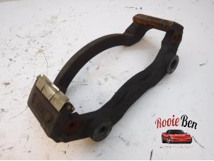 Used Front brake calliperholder, right Dodge Ram 3500 Standard Cab (DR/DH/D1/DC/DM) 5.7 V8 Hemi 1500 4x4 Price on request offered by Rooie Ben autodemontage