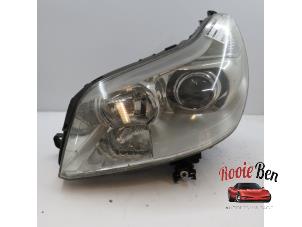 Used Headlight, left Citroen C5 II Berline (RC) 2.0 HDiF 16V Price on request offered by Rooie Ben autodemontage