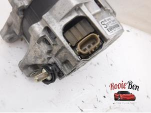 Dynamo van een Mazda CX-5 II (KF) 2.2 SkyActiv-D 150 16V 4WD 2017
