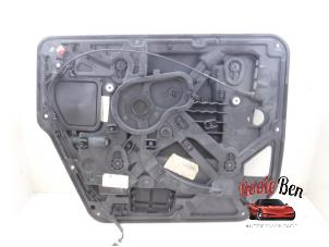 Used Door plate 4-doors right rear Chrysler Voyager/Grand Voyager (RT) 2.8 CRD 16V Grand Voyager Price on request offered by Rooie Ben autodemontage