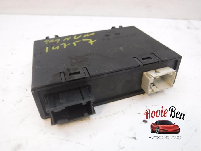 Begagnade PDC-modul Opel Signum (F48) 3.0 CDTI V6 24V Pris € 25,00 Marginaltabell erbjuds av Rooie Ben autodemontage