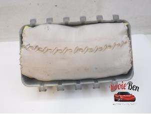 Used Right airbag (dashboard) Chrysler Voyager/Grand Voyager (RT) 2.8 CRD 16V Grand Voyager Price on request offered by Rooie Ben autodemontage