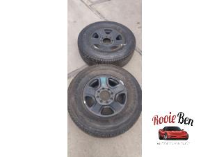 Used Set of wheels + tyres Dodge 3500 Standard Cab (DS/DJ/D2) 6.4 V8 4x4 Price on request offered by Rooie Ben autodemontage