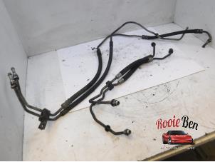 Used Power steering line Chrysler Voyager/Grand Voyager (RG) 2.8 CRD 16V Autom. (Dodge Ram Van) Price on request offered by Rooie Ben autodemontage