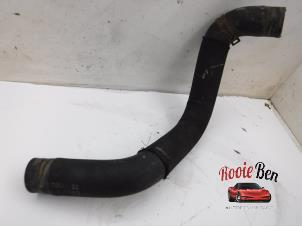 Used Radiator hose Chrysler Voyager/Grand Voyager (RG) 2.8 CRD 16V Autom. (Dodge Ram Van) Price on request offered by Rooie Ben autodemontage