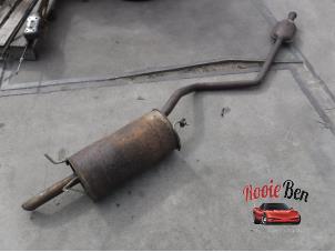 Used Exhaust central + rear silencer Renault Scénic II (JM) 1.6 16V Bifuel Price € 75,00 Margin scheme offered by Rooie Ben autodemontage